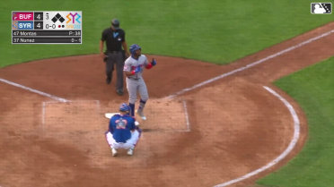 Orelvis Martinez's solo home run