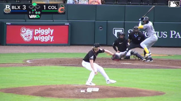 Eduardo Garcia doubles (2) on a line drive to left fielder Ethan Workinger. Blake Burke scores.