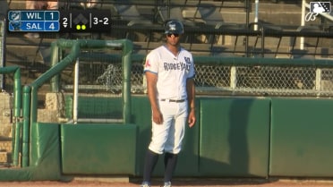 Franklin Primera homers (4) on a fly ball to left center field.