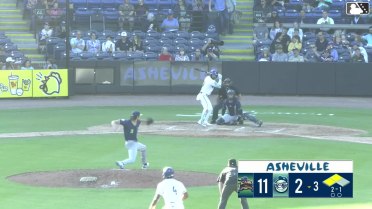 Alejandro Nunez doubles (3) on a sharp ground ball to right fielder Yeison Morrobel. Zach Daudet scores. Justin Thomas Jr. scores.