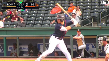 Cade Kuehler In play, run(s) to Theo Gillen