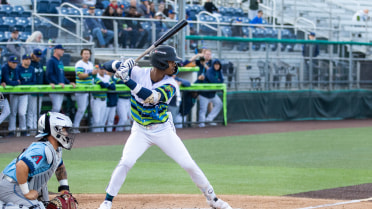 Curtis Washington Jr. doubles (2) on a line drive to left fielder Brady Counsell. Austin St. Laurent scores.