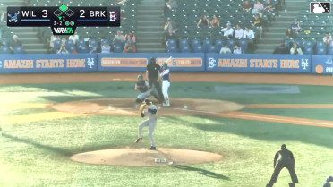 Diego Mosquera singles on a line drive to center fielder Yeremy Cabrera. Sam Biller scores.