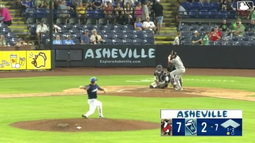 Mac Guscette homers (5) on a fly ball to left field.