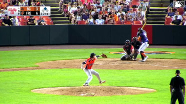 Braylin Tavera homers (14) on a fly ball to left center field. Leandro Arias scores.