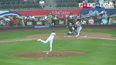 Bill Knight homers (3) on a fly ball to left center field.