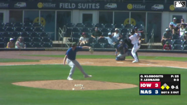 Eddys Leonard singles on a sharp line drive to center fielder Brett Bateman. Luis Lara scores. Freddy Zamora to 2nd.