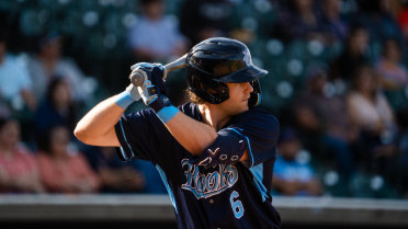 Hooks Walk Off Drillers Before Sellout Crowd