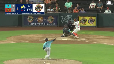 Ryan Weiss In play, run(s) to Davis Diaz