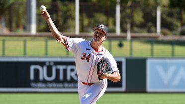 Reds' Phillips spurred on in Fall League by regular-season turnaround