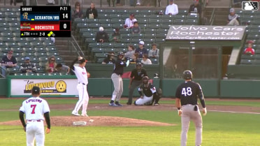 Yanquiel Fernández homers (5) on a line drive to right field. Max Schuemann scores. Spencer Jones scores.