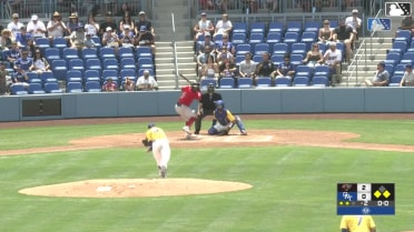 Derek Bernard singles on a sharp line drive to center fielder Jaron Elkins. Cameron Nelson scores. Roldy Brito to 2nd.