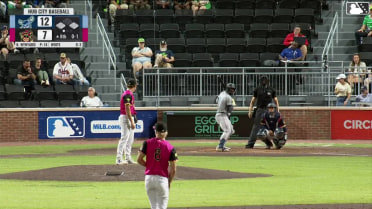 Elijah Green singles on a ground ball to left fielder Yeison Morrobel. Randal Diaz scores. Angel Feliz to 3rd.