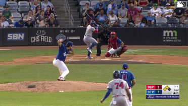 Grant Hartwig In play, run(s) to Carlos Mendoza