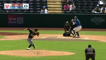 Austin Gauthier homers (4) on a fly ball to left field. Jack Suwinski scores. Noah Miller scores.