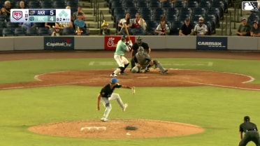Diego Velasquez doubles (14) on a line drive to right fielder Alfonsin Rosario. Maui Ahuna scores. Zane Zielinski scores. Ty Hanchey to 3rd.