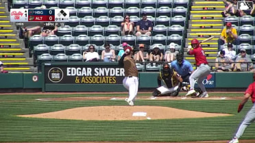 Po-Yu Chen In play, run(s) to Sam Petersen