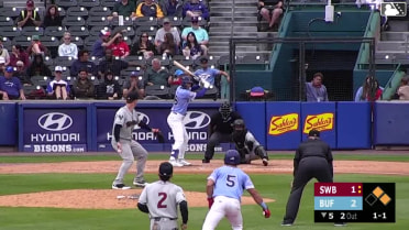 Ian Hamilton escapes the 5th inning 