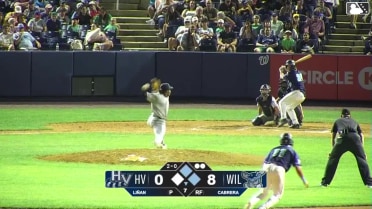 Kevin Bazzell doubles (10) on a line drive to left fielder Luis Durango. Elijah Nunez scores. Eli Willits to 3rd.