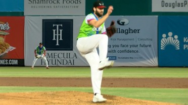 Lucas Giolito exits after being hit by a comebacker