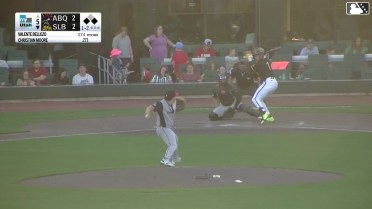 Christian Moore doubles (11) on a line drive to center fielder Cole Carrigg. Yolmer Sánchez scores. Arol Vera to 3rd.