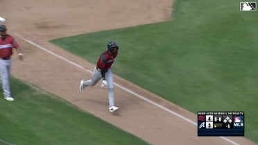 Marco Luciano's solo homer