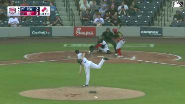 Trystan Vrieling Ball to Pedro León