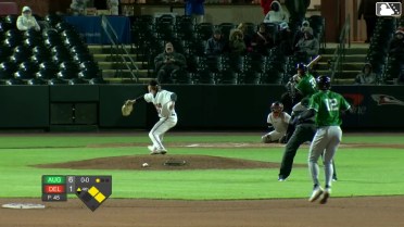 Caden Merritt doubles (1) on a ground ball to left fielder Félix Amparo. Alex Lodise scores. Luis Guanipa scores.