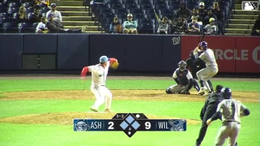 Gavin Bruni In play, run(s) to Max Holy