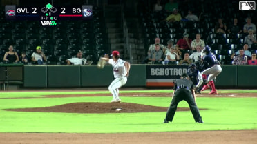 Stanley Tucker flies into a double play, right fielder Jhon Diaz to second baseman Carlos Colmenarez. Skylar King out at 2nd.