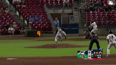 Andy Lugo walks. Danny De Andrade scores. Jose Salas to 3rd. Byron Chourio to 2nd.