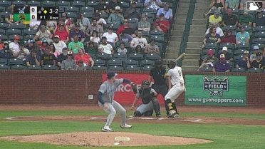 Yordany De Los Santos strikes out swinging and Edward Florentino caught stealing 2nd, catcher Kevin Bazzell to second baseman Ronny Cruz to catcher Kevin Bazzell.