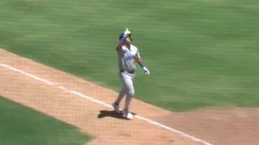 Easton Shelton's two-run homer (33)