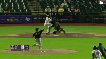 Trevor Hauver doubles (3) on a line drive to right fielder Carlos Rodríguez. Dairon Blanco scores. Justin Foscue scores.