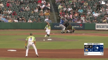 Santiago Suarez In play, run(s) to Matthew Wood