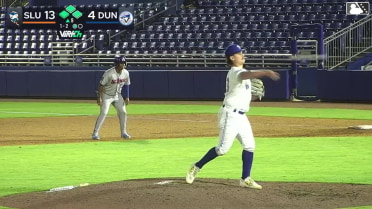 Marco Vargas singles on a line drive to left fielder Dean West. Wyatt Vincent scores. Elian Peña to 3rd. Julio Zayas to 2nd.