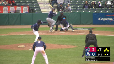 Geison Urbaez In play, run(s) to JT Schwartz