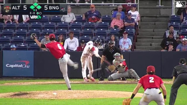 Marco Vargas singles on a ground ball to pitcher Michael Walsh, deflected by first baseman Callan Moss. Corey Collins scores. Jamari Baylor to 3rd. Vincent Perozo to 2nd.