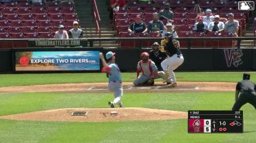 Blayberg Diaz singles on a line drive to right fielder Luis Pino. Juan Baez scores.