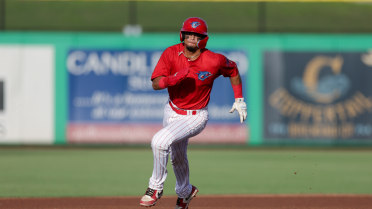 Three Threshers Get Multiple Hits in Series-Clinching Win