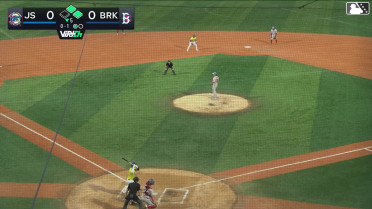 Cody Bowker In play, run(s) to Daiverson Gutierrez