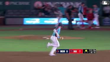 Joe Mack launches a walk-off homer for Jacksonville