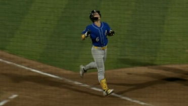 Jesús Made and Josh Adamczewski go back-to-back