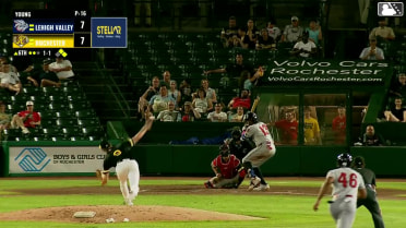 Felix Reyes homers (19) on a fly ball to left field. Bryan De La Cruz scores. Steward Berroa scores.