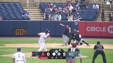 Trent Farquhar singles on a ground ball to center fielder Yeremy Cabrera. Tyler Miller scores. Daunte Stuart to 2nd.