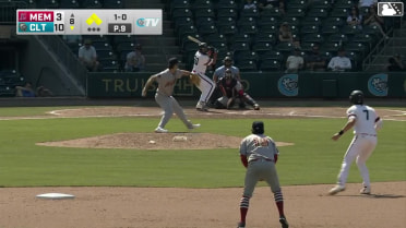 LaMonte Wade Jr. out on a sacrifice fly to center fielder Colton Ledbetter. Oliver Dunn scores.