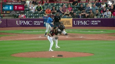 Jaison Chourio homers (4) on a fly ball to right center field.
