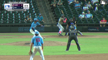 Hunter Fitz-Gerald singles on a line drive to right fielder Jeron Williams. Sammy Siani scores. Charlie Pagliarini to 3rd.