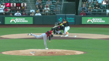 Harrison Bader's leadoff home run