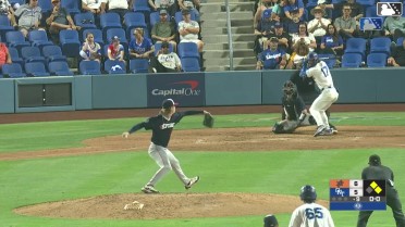 Jaron Elkins singles on a ground ball to third baseman Brady O'Brien. Oswaldo Osorio scores. Mairoshendrick Martinus to 3rd. Jaron Elkins to 2nd. Throwing error by third baseman Brady O'Brien. Throwing error by first baseman Starlin Aguilar.